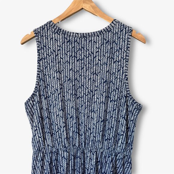 French Grey Geometric Fit & Flare Dress Navy Blue White Womens Large Soft Comfy - Picture 9 of 13